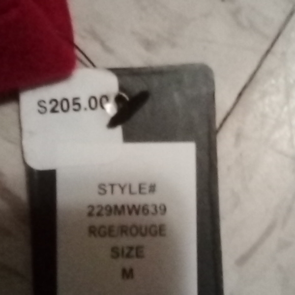 Blazer - Picture 3 of 3